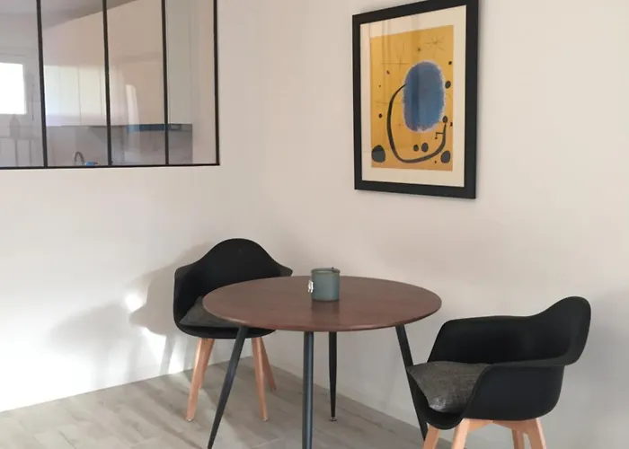 33m2 Avec Terrasse Апартаменты