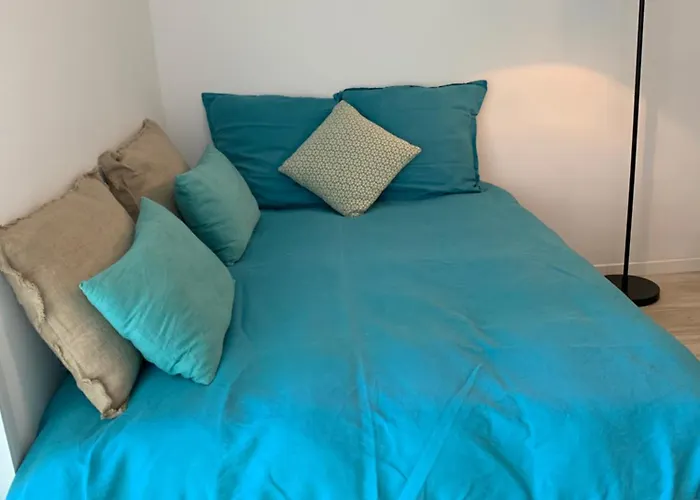 33m2 Avec Terrasse * Каси