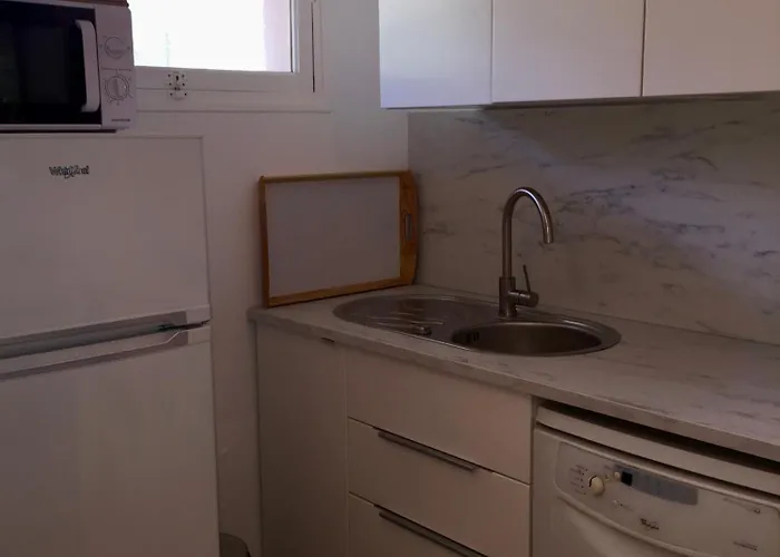 33m2 Avec Terrasse * Каси