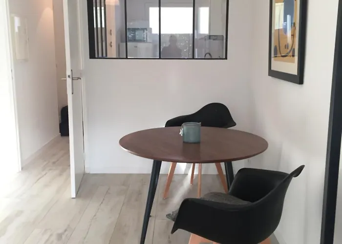 33m2 Avec Terrasse * Каси